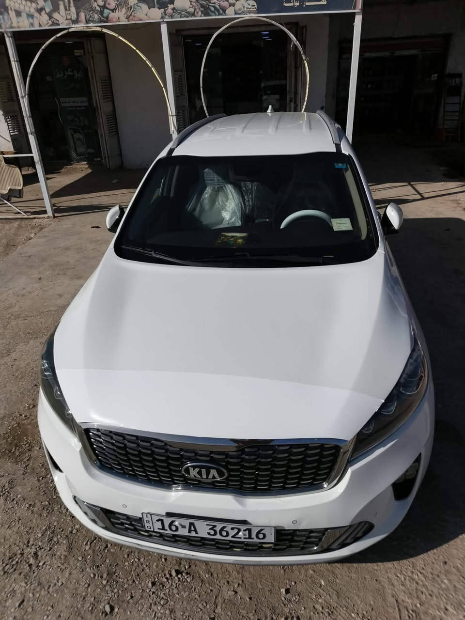 السلام عليكم......✋ 
كيا سورنتو 2020 سياره جاهزه من كلشي
فول مواصفات ما عدا البنراما
السياره مكفوله ما عدا البنيد
العنوان الديوانيه قضاء عفك
الاستفسار رقم الهاتف *********** 
السعر 230 وبيها مجال
