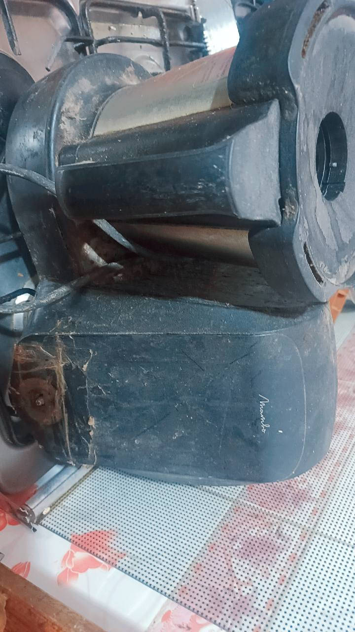 خلاطات صناعي مال صلصات للبيع العنوان بغداد الدورة الاستفسار *********** لا يوجد واتساب
