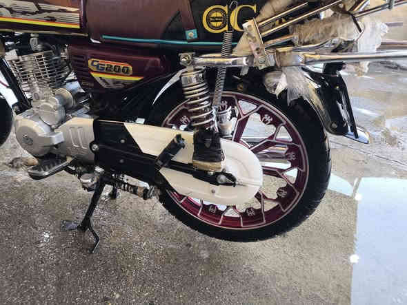 سونيك موديل 25 محرك 200 دبل دسك مامي كله بلادي بشرط  وضع الشركه سعر 775وبي مجال لطلبين ***********
