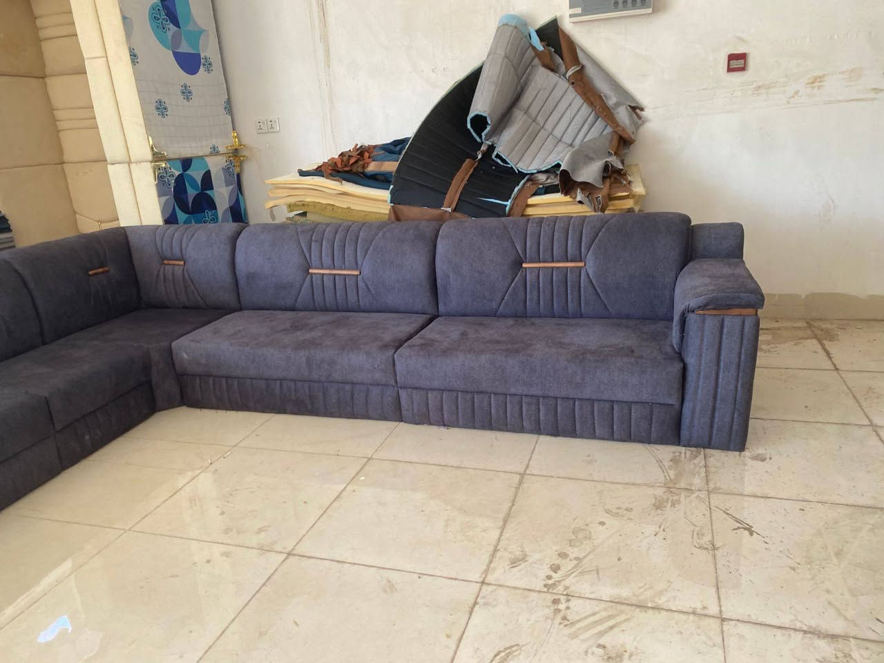 ديوان ١١ نفر  شغل فوق الممتاز مو سوكي ضمان سنتين حقيقي معمل عبد الباقي للاسفنج ولقنفات قرب جسر الزيتون مقابل تي مارت  السعر ٣٥٠ لف


**إذا كنت صاحب هذا الإعلان وتريد حذفه لأي سبب، رجاءا أرسل رسالة إلى الدعم الفني**