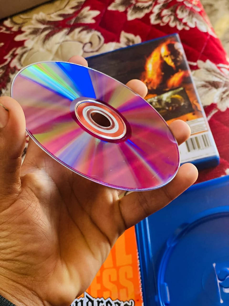 سلام عليكم اقراص بلي 2 نضيفات شغالات درايفر وكريتوس حط السعر اليعجبك
***********
 موجود واتساب فقط
