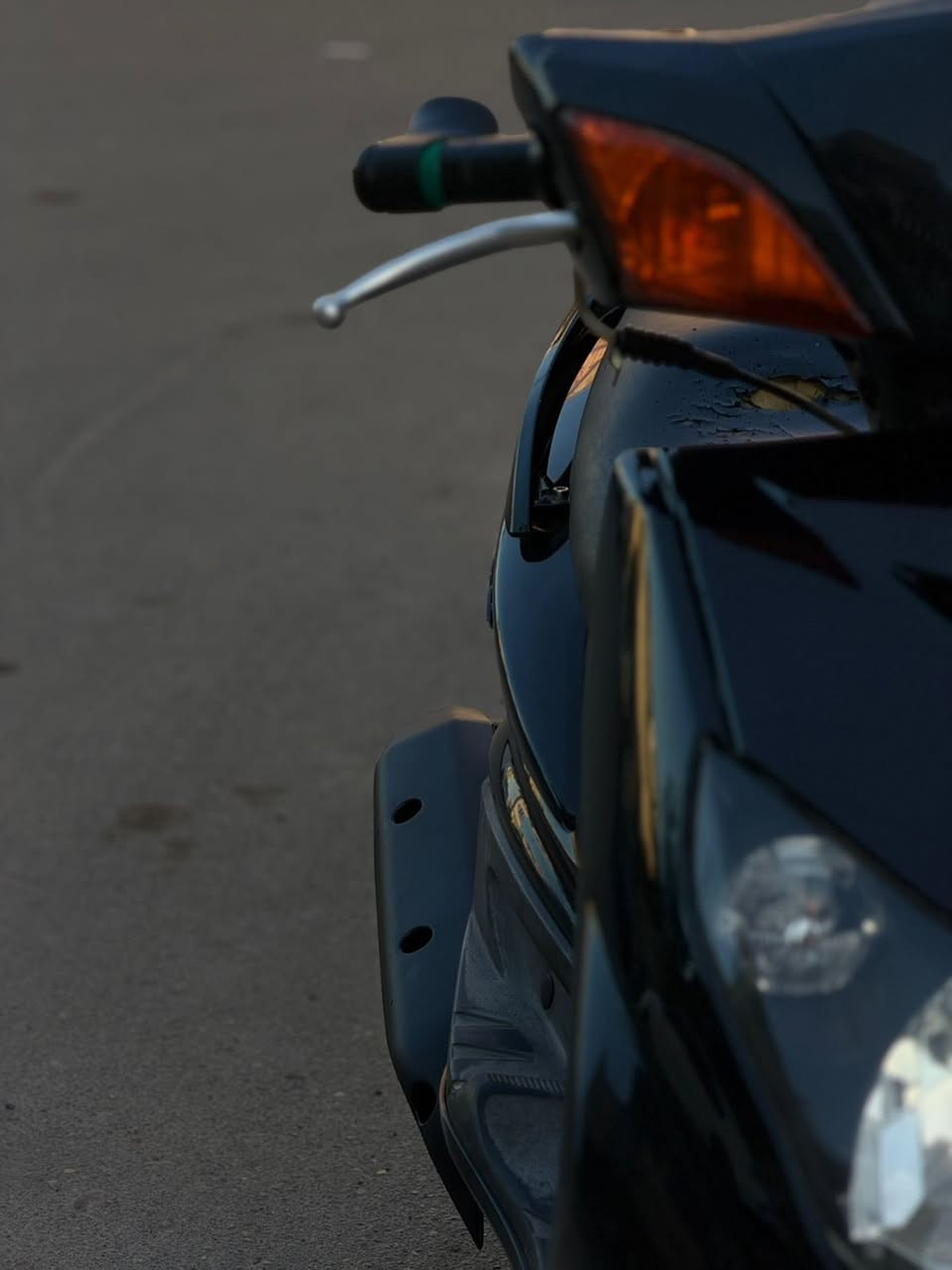 سلام عليكم سكنس فحل كوري كابرتير الدراجه بوشه٥٩كور رياضي بوشه اصليه كامشت وجواكيج بولبرن وبيه زوج كلجات دراجه قويه وكلش حلوه شلعه معدل كهرباء كله شغاله اي مقص مبيه الدراجه كامله نكره سلف وبيه تزويد مثل مشوفون بصور دراجه كامله مكاني اعظميه ***********رجائن الموشراي ليدخل السعر خاص
