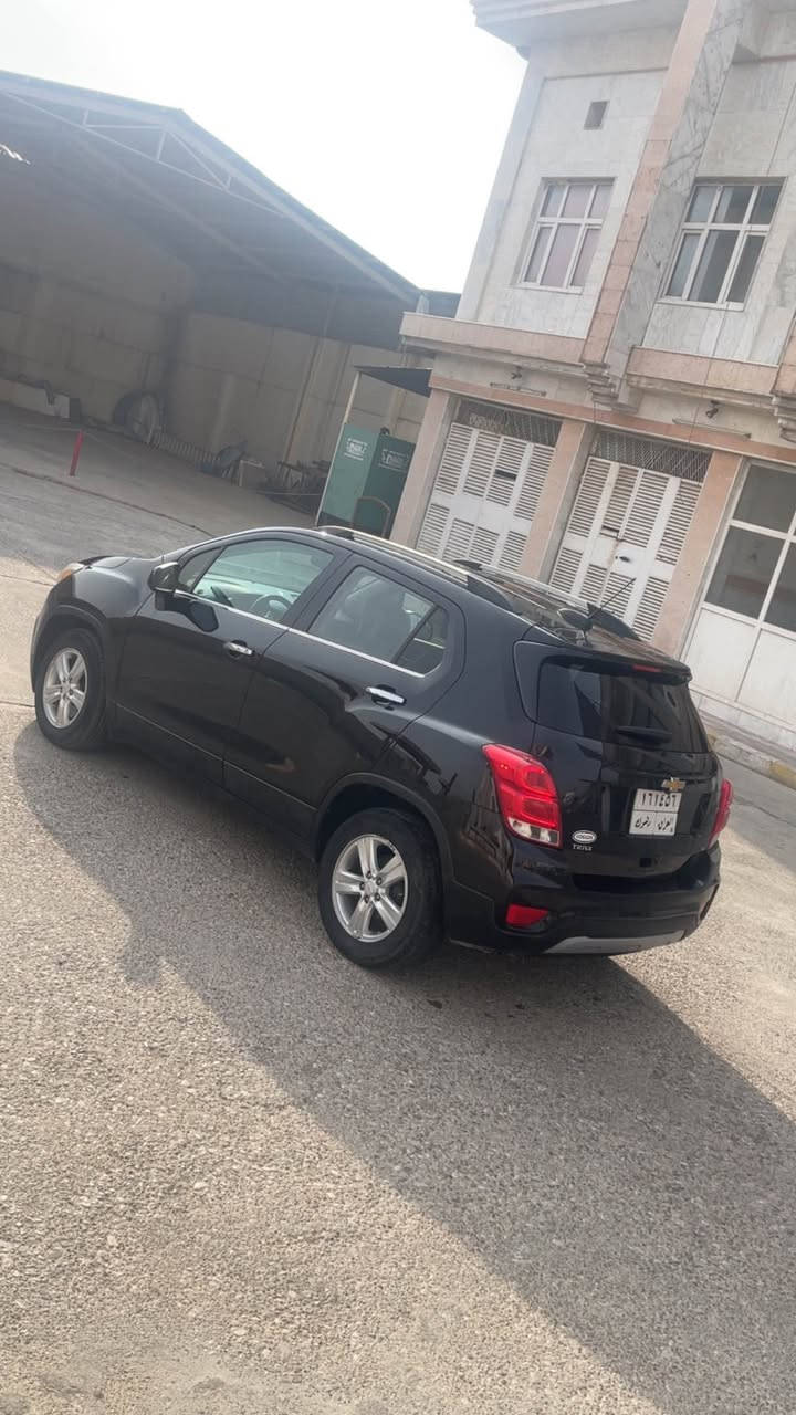 شوفرليت تراكس موديل 2020 للبيع و مراوس
سيارة 1 قطع صبغ بدون دواخل جاهز بدون دنار مصرف
تحويل و وكالة بشرط 
طخم تايرات طخم صدر كل جديد تبريد كير محرك كل بشرط
سعر 113 ورقة و مجال
موبايل :*********** فايبر واتساب اكر, نينوى
