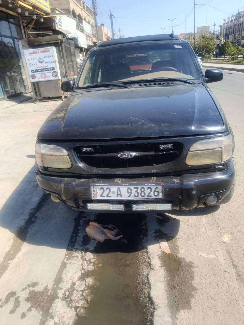 فورد اكس بلور موديل2001بيه صبغ حزام بدون ضربة كير ومحرك شرط سيارة جاهزة رقم دولي سنويةجديدة تريد وكالة تريد تحويل بكيفك معروضة 45وبية مجال للاستفسار ***********بغداد الشعب مكلف بل نشر فقط صاحب سيارة رقمه موجود
