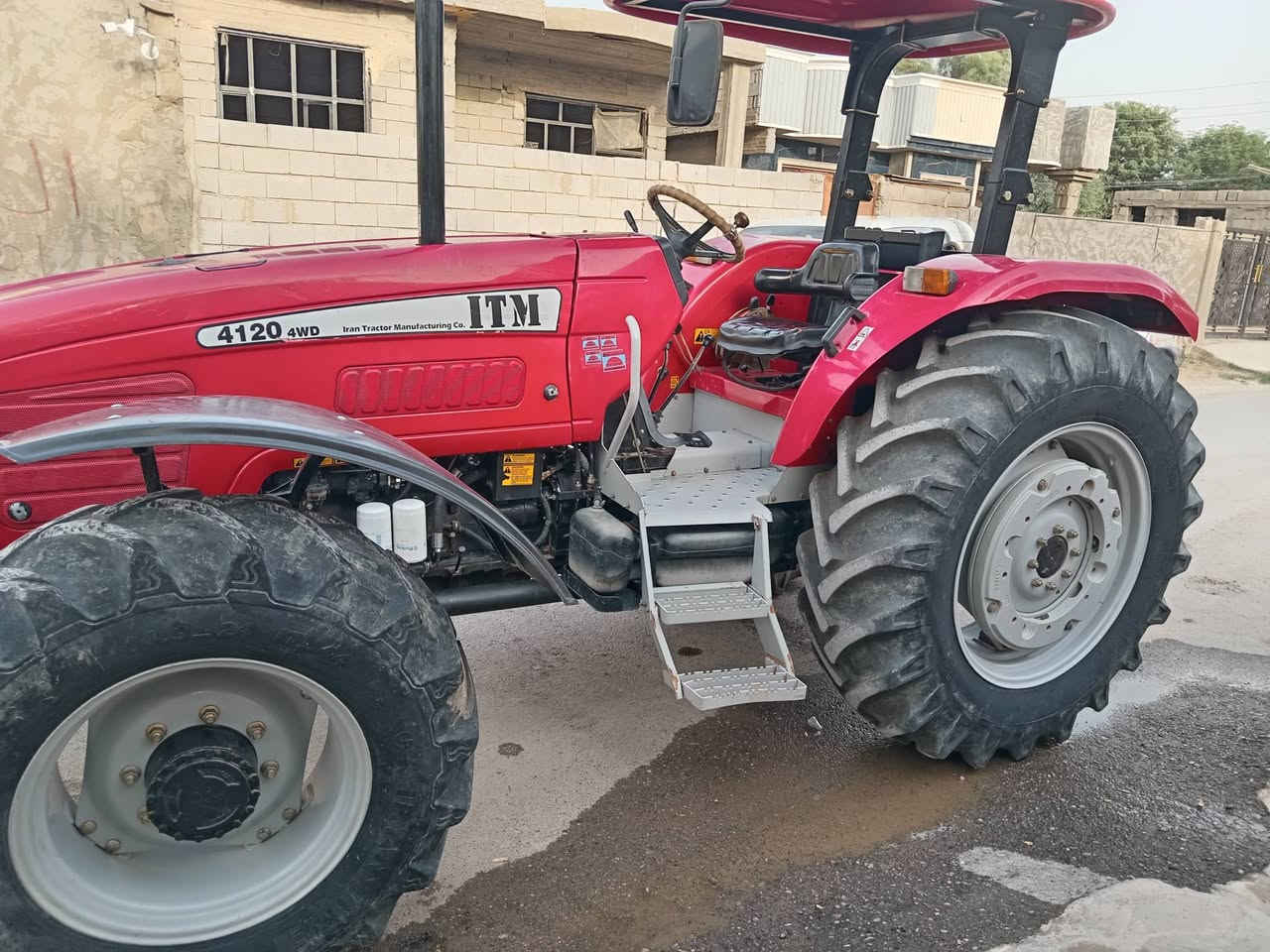 فوركسن  ايراني دبل اكسل رباعي للبيع فول حجم ١٢٠ موديل ٢٠٢١ مشتغل ١٨٠٠ ساعه جاهز للعمل مابيه نقص برغي رقم سليمانيه تحويل ثاني يوم  مكانه صلاح الدين قضاء الضلوعيه  ***********
