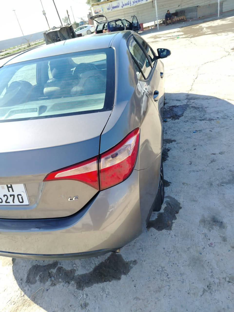 السلام عليكم كورلا موديل 17  رقم اربيل هزه وفحص وسنويه جدد بأسمي شرط التحويل   السياره سونارها مرفق قطعه تبديل باب خلفي بافي الصفحه فقط صبغ جاملغ خلفي معجون قليل كدامك السونار وسحب شاصي يمين قليل جدا    *********** سعرها 115 ومجالها قليل
