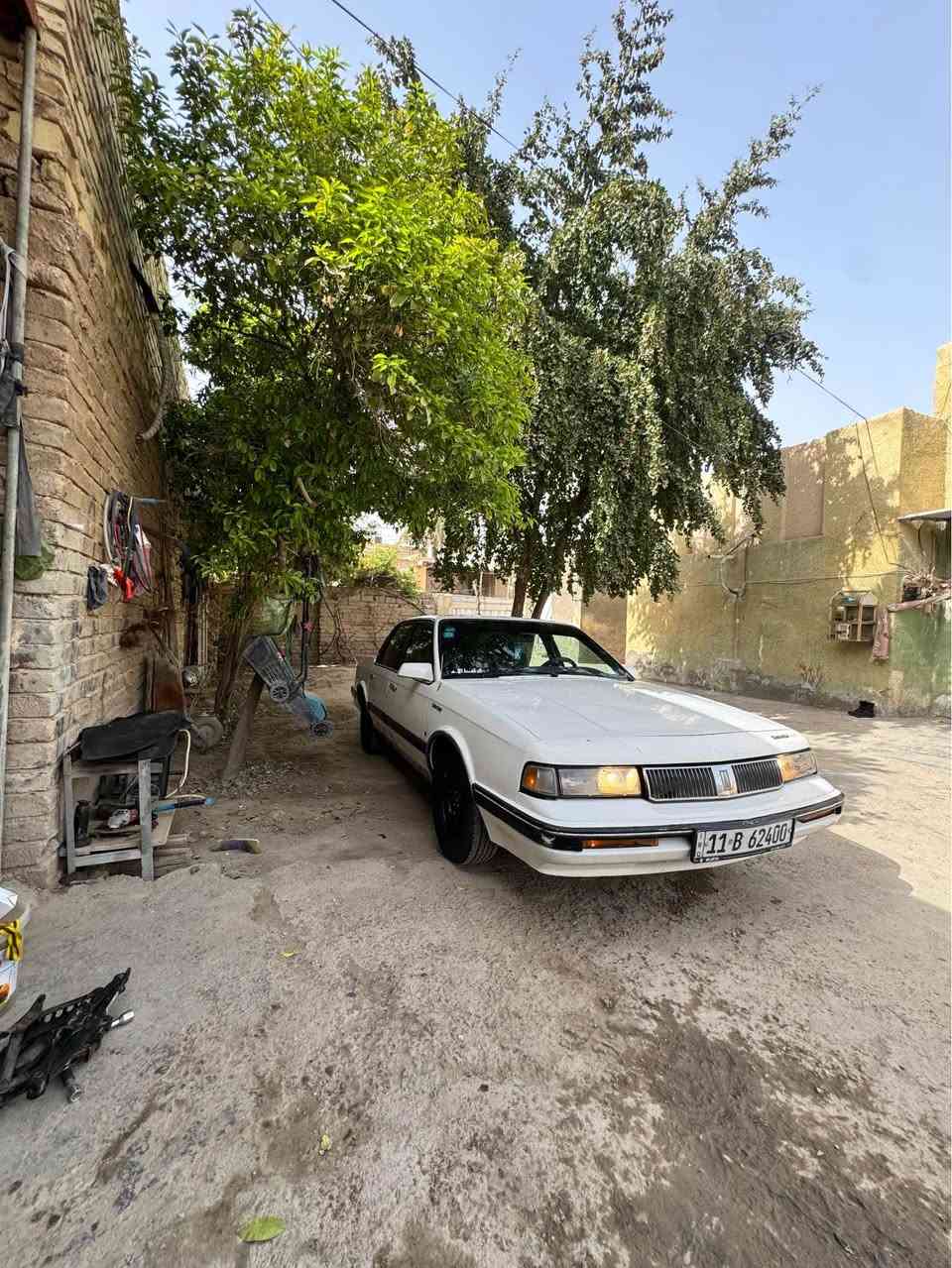 سلام عليكم للبيع فقط اولدز موبيل مديل ١٩٩٠ سياره مكفوله وجاهزه للخير السياره بدون ضربه بيه صبغ مكانات اثر تكشير الصبغ مكاني بابل رقم بغداد دولي باسمي السعر ٤٨ للستفسار الاتصال *********** حلة, بابل
