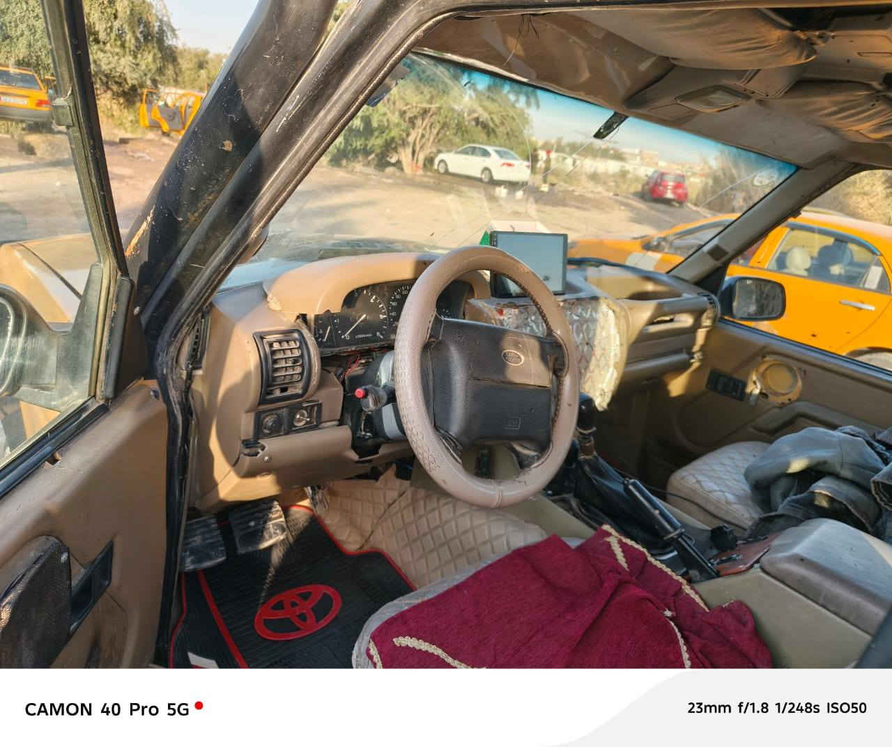 لاند لوفر موديل 1996 للبيع
محرك گاز  /حدادية جديدة
كهربائيات شغالة/ تخم تاير جديد 
سيارة جاهزة لل اخير  السعر( 60)وبيها مجال حك الجيه
السيارة حلوة مال صيد  رقم السيارة ( ميسان) دولي 
المكان الديوانية استفسار ***********
