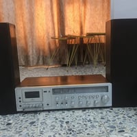 عندي مسجل ريزنك للبيع قديم وشغال بس ماعرف بي قديم عدنه قيم واخذ بغداد ...