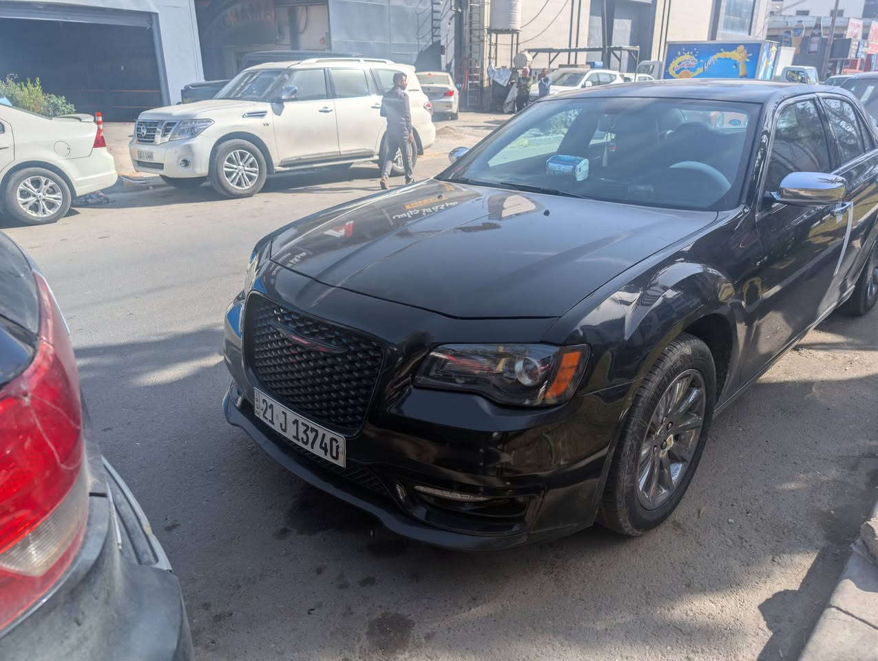 السلام عليكم
الشايب c300 
موديل 2011 
الحادث كلين تايتل بدون قطره صبغ 
السياره كامله مكمله بدون اي نقص 
ماشيه 192 m 
سياره جاهزه لاخر حبايه بدون نواقص سياره  ومال جناي ومرتبها على ايدي سياره محدثه بلكامل بجم وخلفيه 2020 تحديث اصلي وليس تجاري 
مكاني بغداد الغزاليه او الكراده 
*********** 
السعر 168 وبيها مجال
