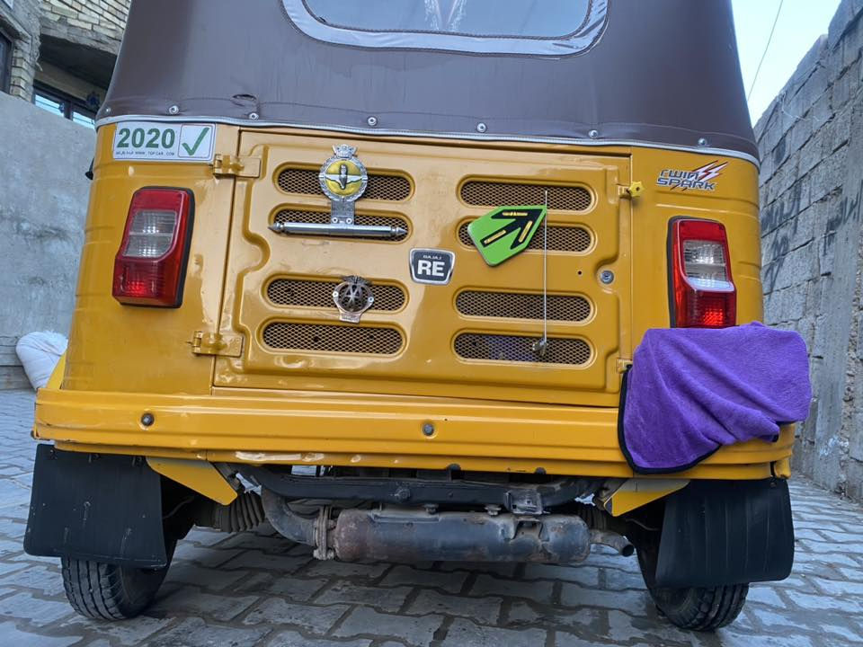 تكتك ٢٠ بلاديه كلها بلاد
رقم وسنويه بغداد انكليزي 
السعر ٧وبيها مجال قليل 
***********
بغداد الحريه الدولعي
