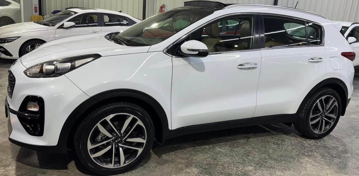 سبورتج 2019 خليجي للبيع
مكفولة لا ضربة ولا صبغ ولا تبديل
رقم بغداد
بانوراما
محرك 2000
كشنات جلد
حساسات
مري شفط
مود درايف
اوتو هولد
باقي المواصفات موضحة بالصور
السعر 203 $
*********** بغداد, العراق
