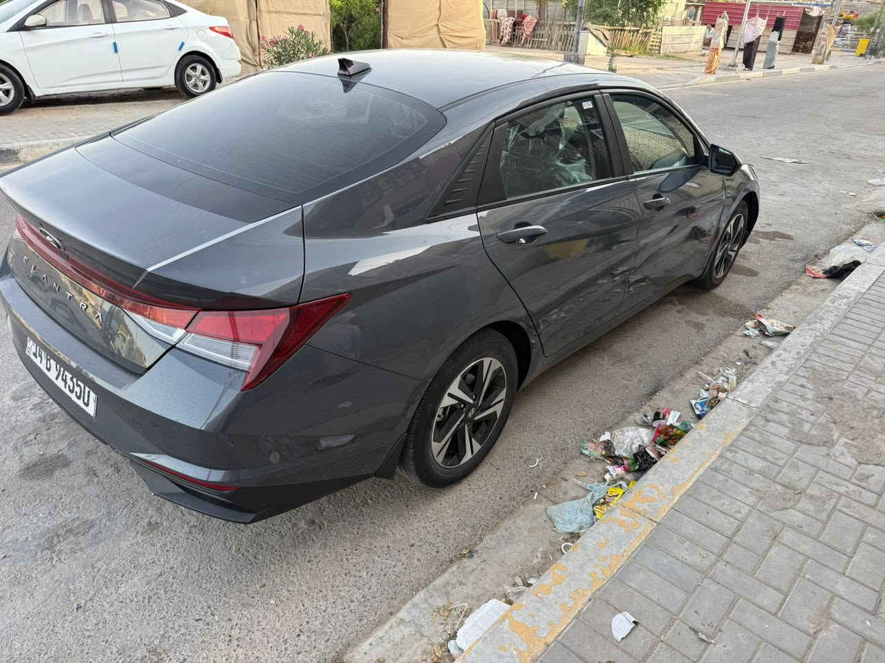 سلام عليكم النتر 2023 ماشيه 26 ميل سياره فول ما عده الفتحه بيه جاملغ وبنيد بدون دواخل وارد امريكي رقم بصره معوقين سياره جاهزه من كلشي مكينه 2000 دوش مكان سياره بصره سعر 130 اني مكلف بل نشر رقم الهاتف ***********
