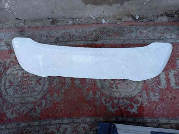 السلام عليكم
سبايدر خلفي ينشد على جميع السيارات  سعره 45 الف

دوسه أسفل باب السلايت بس وحده وسعرها 35 الف

مكاني بغداد المعامل الباويه 

***********
