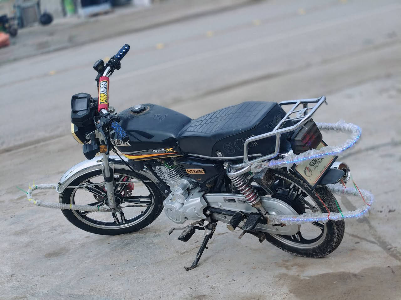 سلام عليكم مطور سلونك 24 وزن ثقيل شرط ما مفتوح G1الصلي7ختومان ما مفتوح مطور مال جناي شرط من تاير لتاير ترايك لبصره السعر$625مكاني القياره الجدعه لستفسار***********
