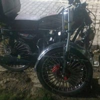 للبيع بيها حادث بجم ابيعلك ع حطتها  ماشيه 4000 بعدها زيرو  رقم الهاتف ...