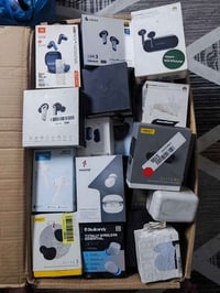 ايربودات • ٨٦ قطعة • ماكو توصيل