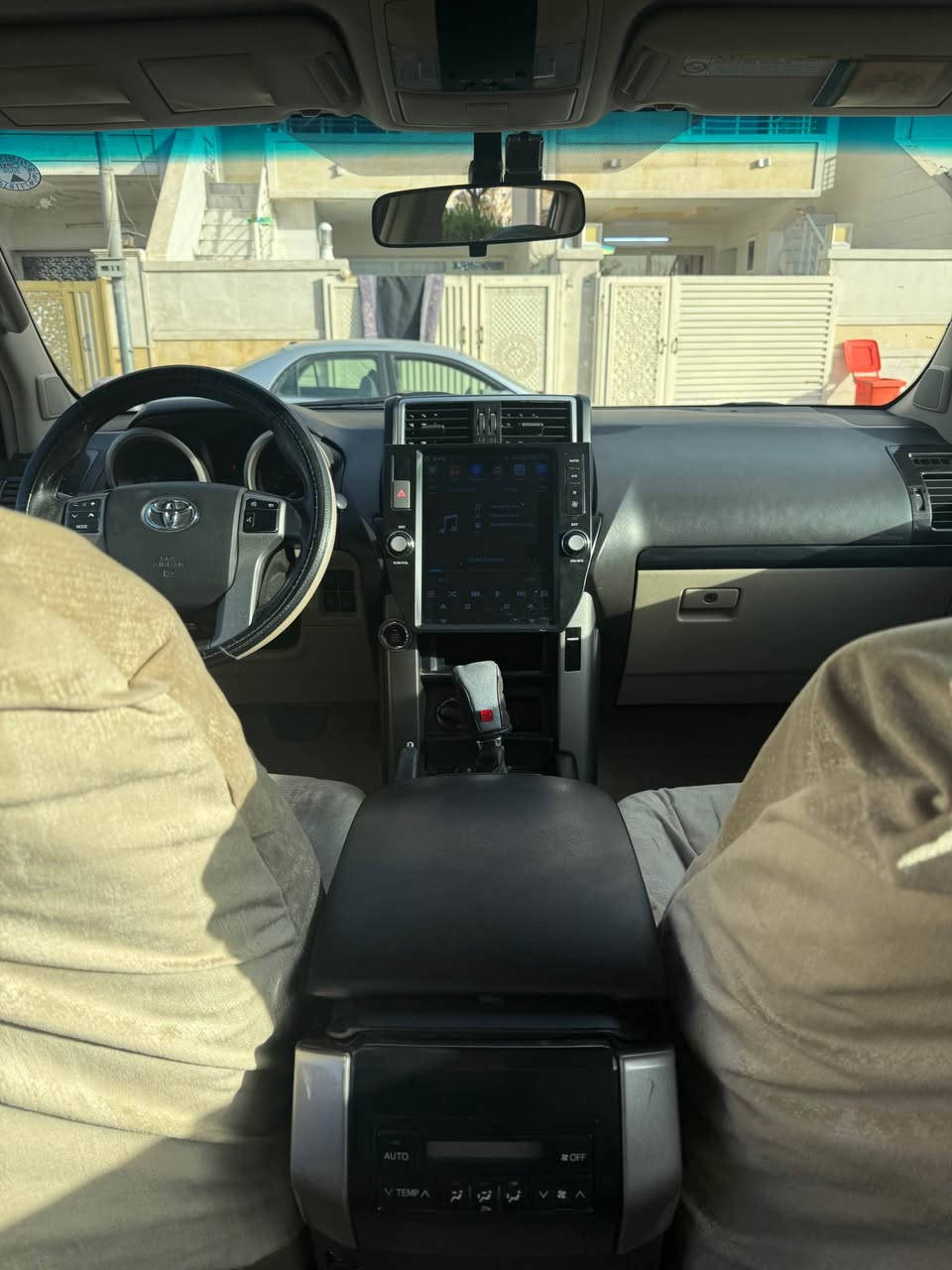 پرادؤ موديل 2010 فول به س سليت نيه بئ سبوغ   چوار پستن   شوين هه ولير *********** أربيل, العراق
