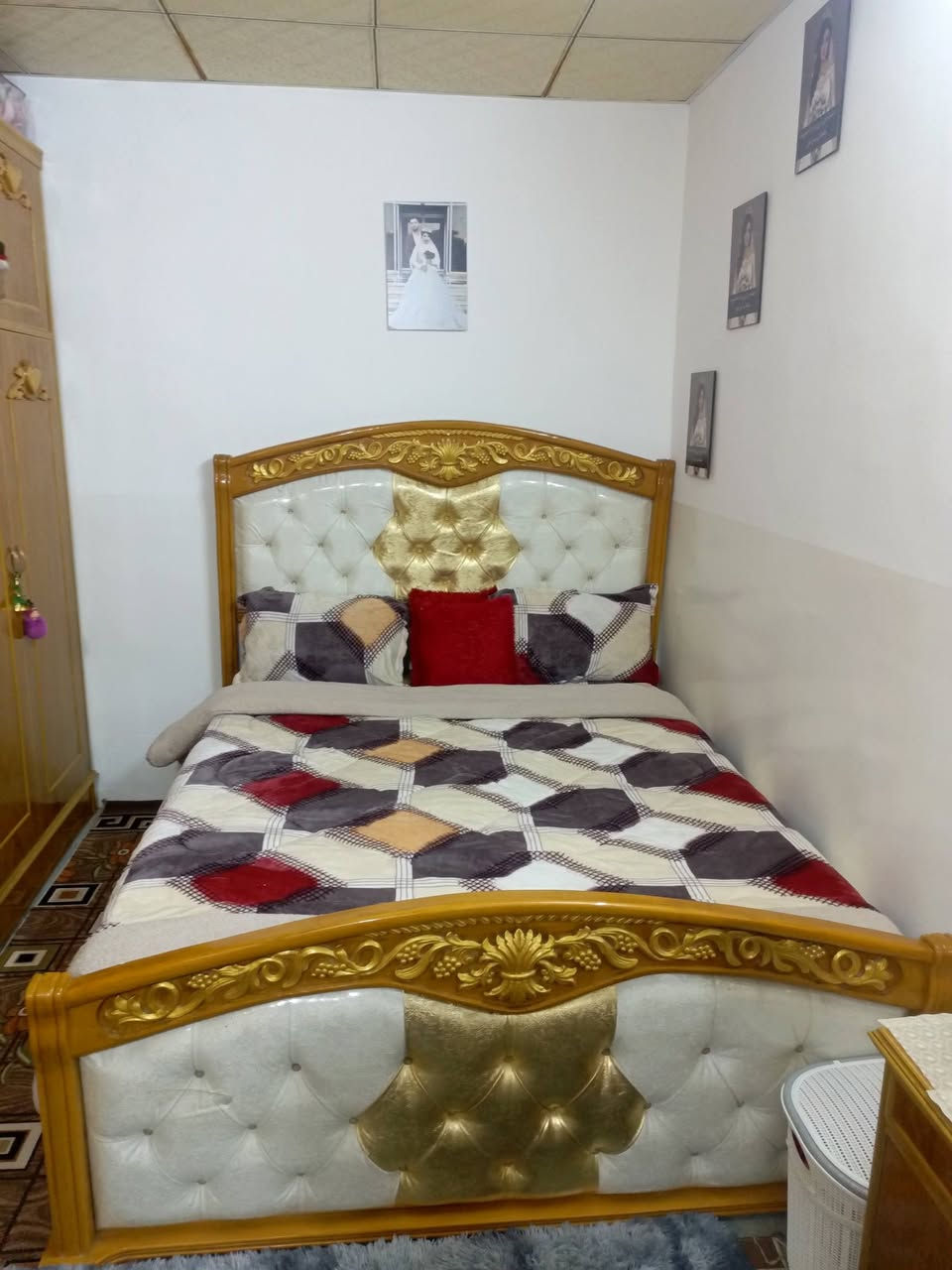 سلام عليكم اخوان عندي غرفت نوم احطاطه عراقي فول نضافه وبعد وياها ميز احذئه وصفاحيات مال جربايه للاستفسار انتصل ***********
