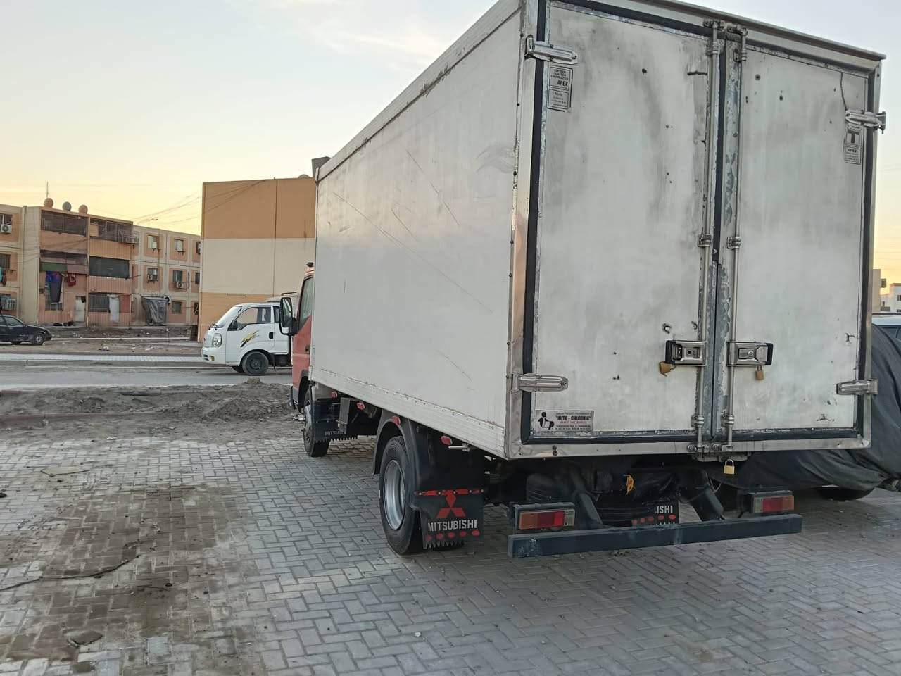 السلام عليكم اخوان كنتر براد للبيع ماكن سيارة بغداد رقم سيارة بغداد سيارة مكينة108سوبر  كير فافون 7نمر اكسل جبير تبريد تحت صفر تخم تاير جديد سيارة شرط تحويل ثاني يوم رقم هاتف *********** سعر 125ورقة
