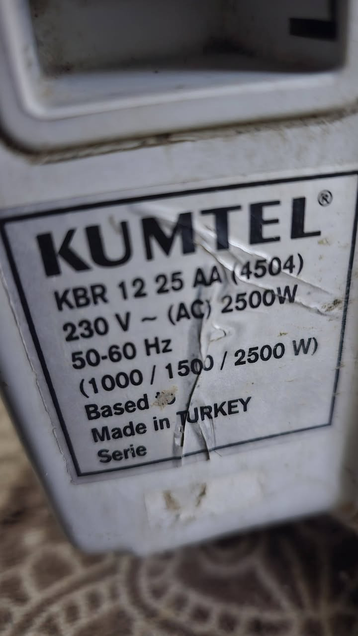 السلام عليكم صوبة زيتية 12 خانة صناعة تركية ضمان وليس صيني تدفئة خير من الله السعر 40 الف *********** واتساب (بلد)
