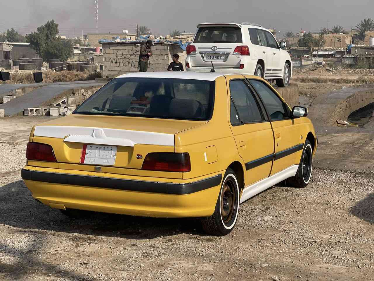 بيجو بارص 2015 بغداد
جاهزة من كلشي 
ضررها فقط البنيد طاير مبدل جامة والبنيد نفسة
گير مكينه خير من الله
تبريد تدفئه فول
السيارة كبل للشارع 
ترايك وين ميعجبك 
العنوان بغداد ناحية الوحدة
السعر 37 وبي مجال بسيط
📞 *********** 
متوفر واتساب
