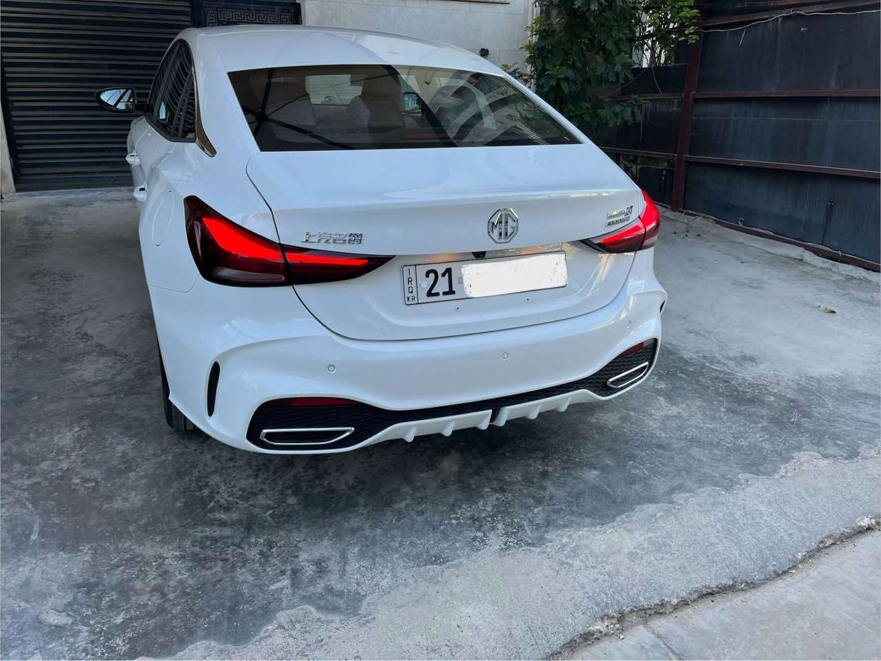 السلام عليكم 
للبيع 
MG gt
فول مواصفات ماشيه ٩٠٠ كيلو 
بغداد شارع فلسطين 
*********** بغداد, العراق
