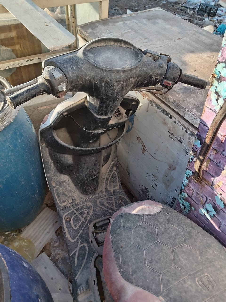 البيع السعر 80. ***********
