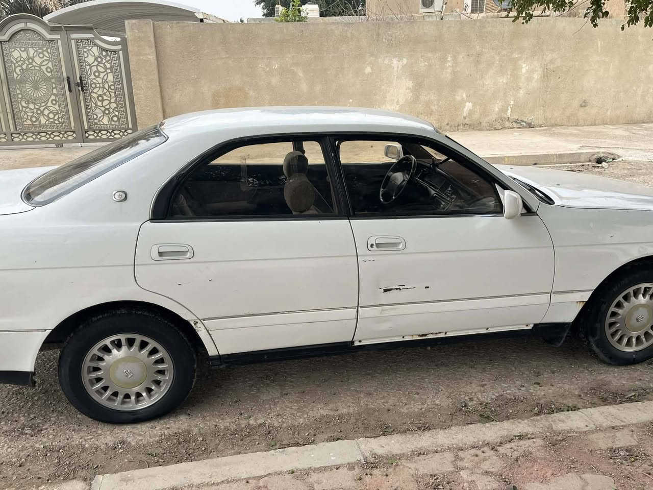 السلام عليكم بطه متصل رقم انكليزي كربلاء مكينه ففتي فيشه وبطل والكير خير من الله حدادية نص عمر كهربائيات تمام التبريدد شغال ثلج بيه خياس بجاملاغات الوره بس
السياره بأسمي تحويل ثاني يوم مكانها واسط الكوت رايدها بـ55 وبيهه مجال 
***********
