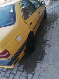 ٤٠٥ موديل ١٠ سياره لا دعمه ولا تبديل ولا اخياس نضيفه كبل لشارع ماناقصه...