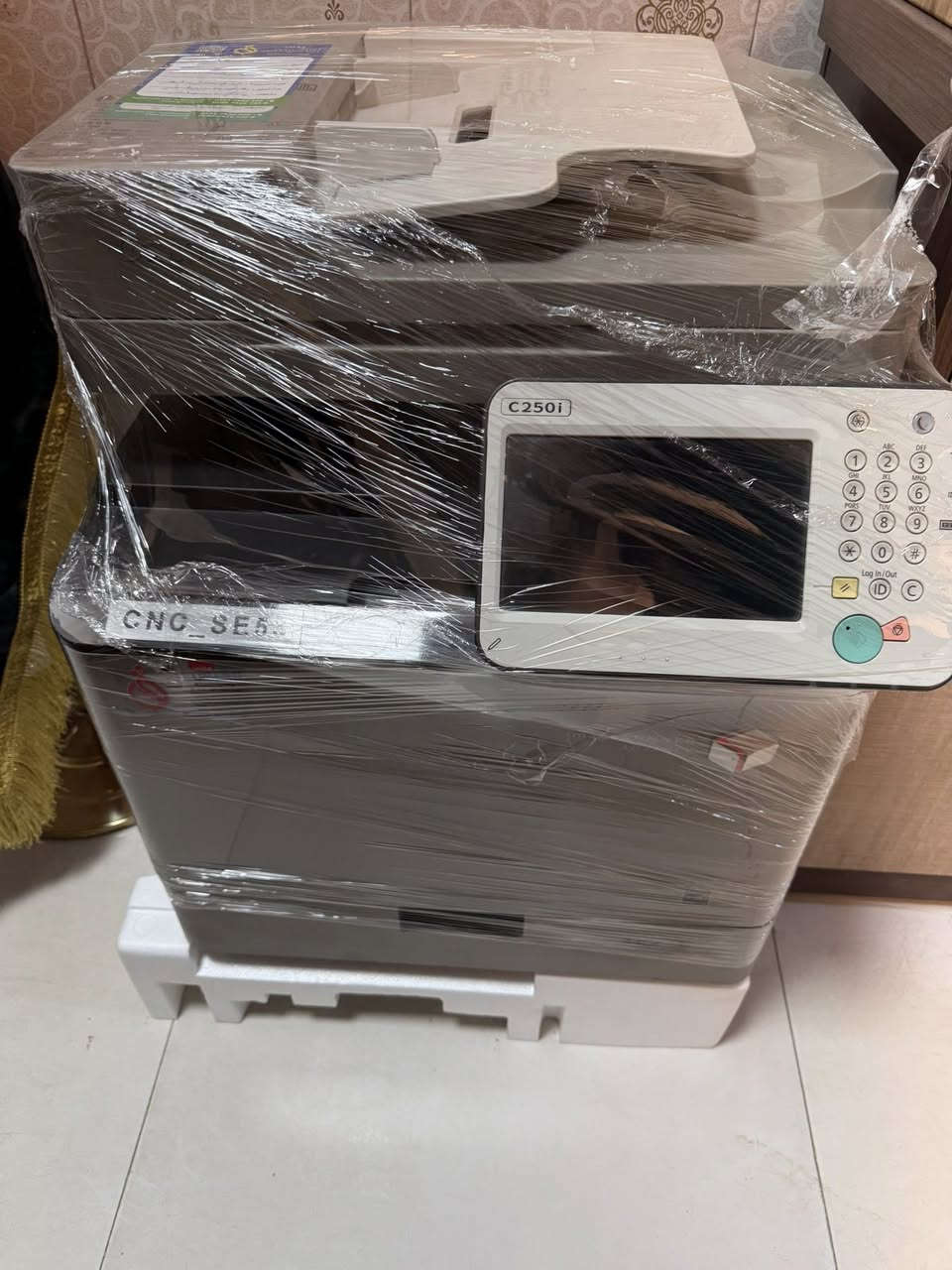 🖨️ للبيع طابعة Canon imageRUNNER ADVANCE C250i
✅ طابعة ملونة (طباعة + نسخ + سكانر)  
✅ الحالة: نظيفة جدًا وتعمل بكفاءة عالية  
✅ سرعة 25 صفحة بالدقيقة  
✅ طباعة وجهين (دوبلكس)  
✅ استخدام مكتبي خفيف  

📌 سبب البيع: إغلاق المكتب والتصفية النهائية  

💰 السعر: 325,000 دينار فقط  
(أرخص من السوق — نفس الحالة توصل 375-400 ألف)

🚨 البيع مستعجل جدًا خلال أيام  
🚨 الأولوية للجاهز والدفع الفوري  

📞 للتواصل: (***********)

⚡ الطابعة شغالة 100% وجاهزة للفحص  
⚡ فرصة قوية للي يريد جهاز نظيف و بسعر مناسب.
