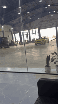 السلام عليكم 
للبيع جارجر 2012 بوليسي حادثها جاملغ وبنيد رقم انبار مشروع وطني السيارة جديدة وجاهزه مانقصها برغي  خطها حي بغداد 
143 ورقة وبيها مجال قليل ***********
