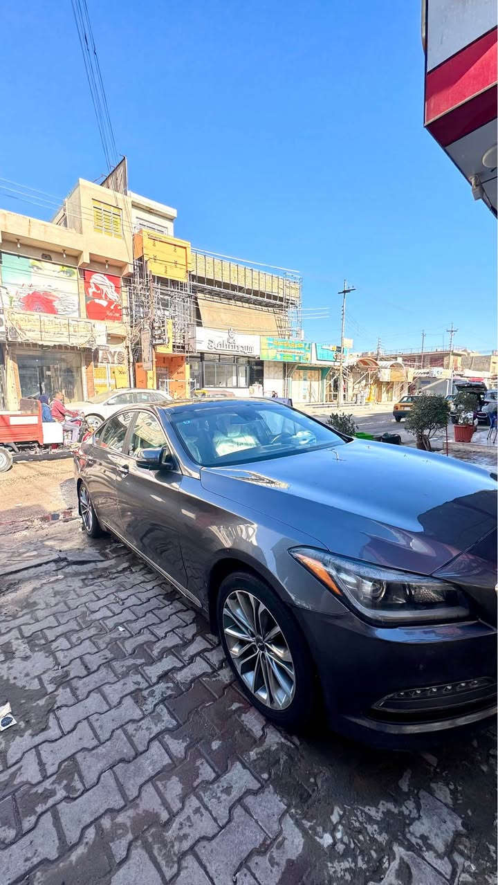 جينيسيس g80 2015 
السيارة جاهزة ما بيها نقص 
وارد امريكي خمس قطع صبغ 
محرك : 6 سلندر 
رقم بغداد مشروع وطني ب اسمي 
للاستفسار الاتصال :  . *********** عمارة, ميسان
