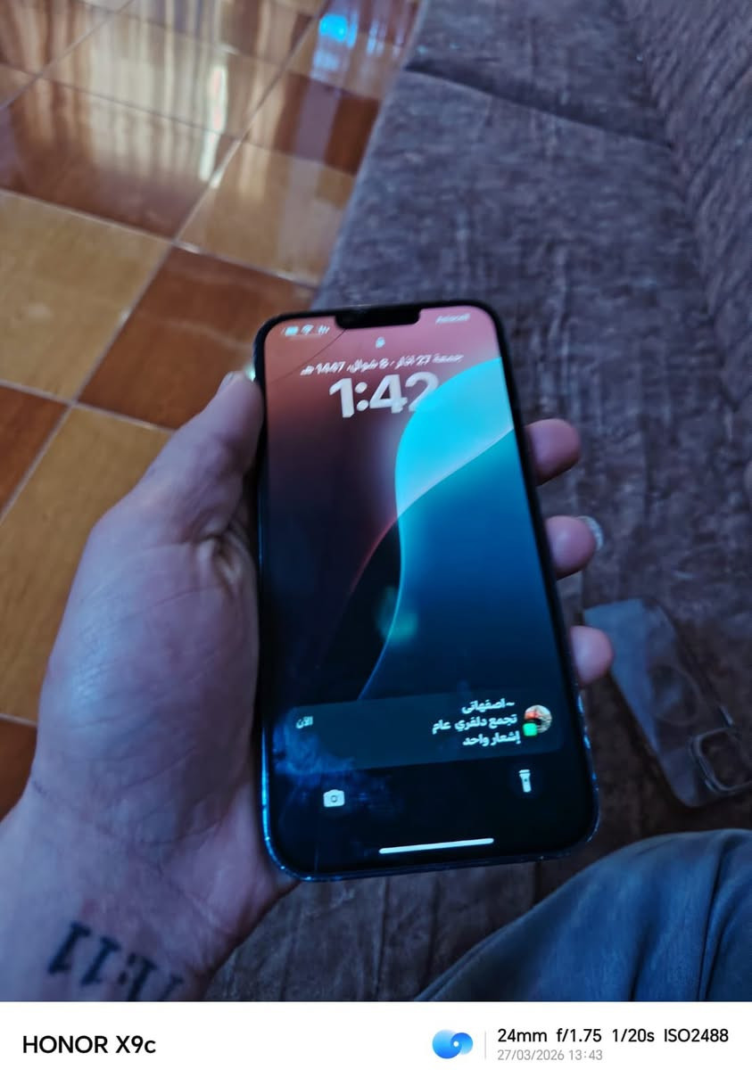 سلام عليكم للبيع ايفون 13برو ماكس ذاكره 256بطاريه 82جهاز وتر كله  بلادي نضافه 80/100 فقط ضهر مكسور يتبدل ال بلادي اب 20الف سعر جهاز قفل بدون معامله 590 متواجد عل رقم ***********
