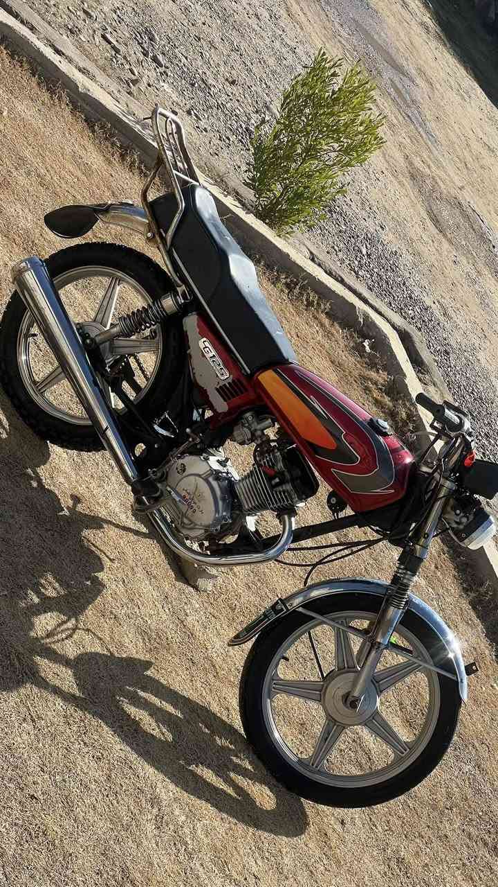 مأطور للبيع شغال كهربائيات كلها شغالة 
تواير جدد تانكي جديد 
السعر ٢٠٠ 
***********
