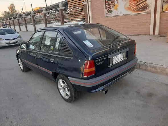 كاديت موديل 91 بيوتي محرك حجم 16 كير ( اوتوماتيك ) محرك وكير بشرط ستيرن بور طخم امامي وخلفي جديد طخم ويل كب وايرمنية كلها شغالة ( كابون بانزين ) رقم نينوى الماني سنوية خضراء وكالة وتحويل بشرط السعر 36
   *********** اسيا  ( نظافة فووول )
