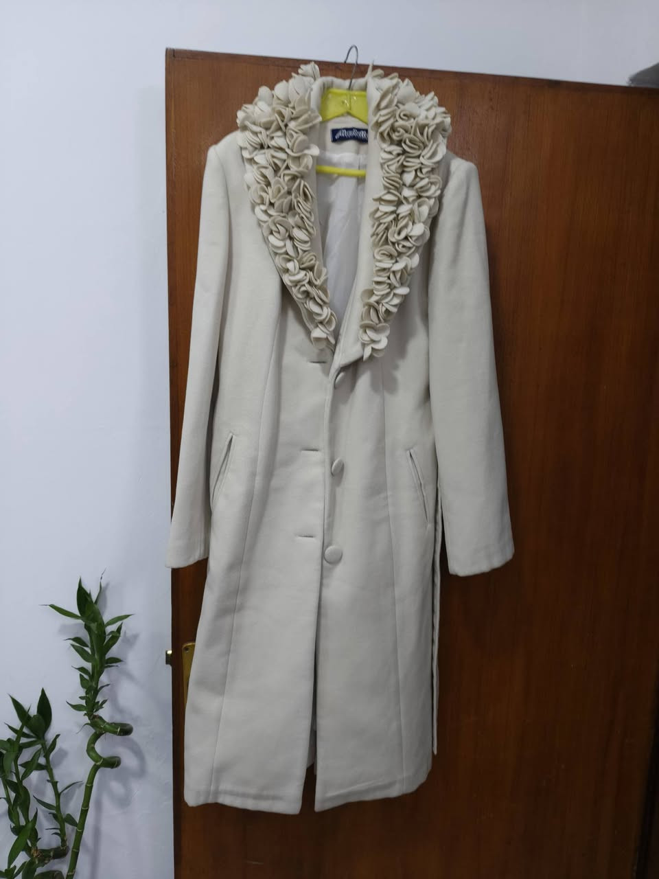 للبيع الكوت اوف وايت جديد عدد ٢ الواحد ب٤٠ الف كوالتي درجه اولى والاسود ب٢٥ الف والجبه ٤٠ الف والفستان مال مناسبات ب٤٠ الف


**إذا كنت صاحب هذا الإعلان وتريد حذفه لأي سبب، رجاءا أرسل رسالة إلى الدعم الفني**