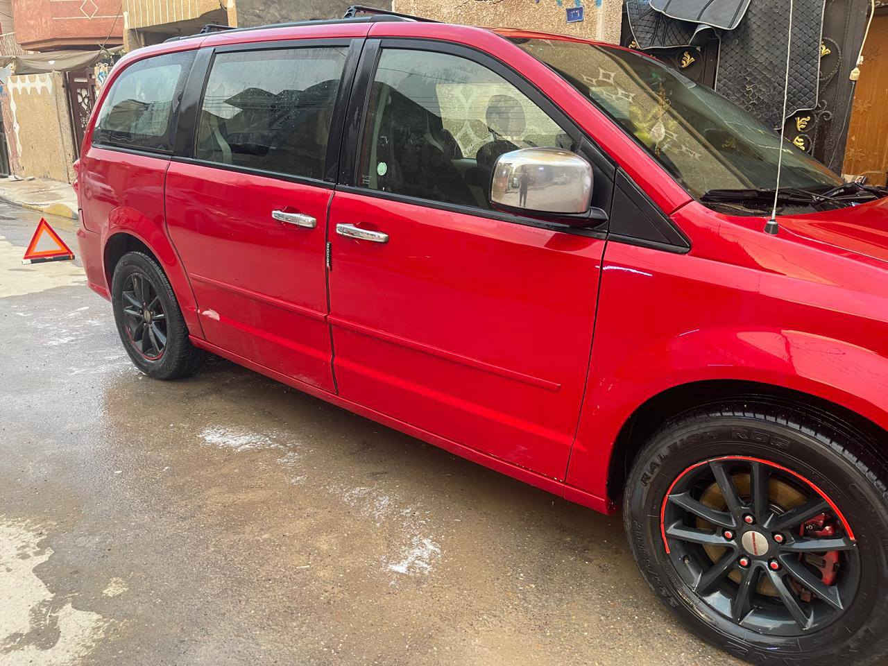 سلام عليكم دوج كرفان 2014وارد امريكي 
1️⃣مواصفات sxt
2️⃣بيبان كهرباء 3️⃣جنطة كهرباء 4️⃣ثلاث قطع تبريد 5️⃣تايرات جدد 6️⃣باتري جديد 7️⃣شاشة اعطال 8️⃣شاشة وسطية  بيه نقص عاز فقط وعطل بل كير ميكانيكي أو كهربائي رقم بغداد الاماني سيارة بسمي تحويل ثاني يوم 
✅سعر 140وبيه مجال الاستفسار ***********واتساب أو ماسنجر
