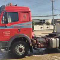 شاحنة • موديل ٩٣ • للبيع