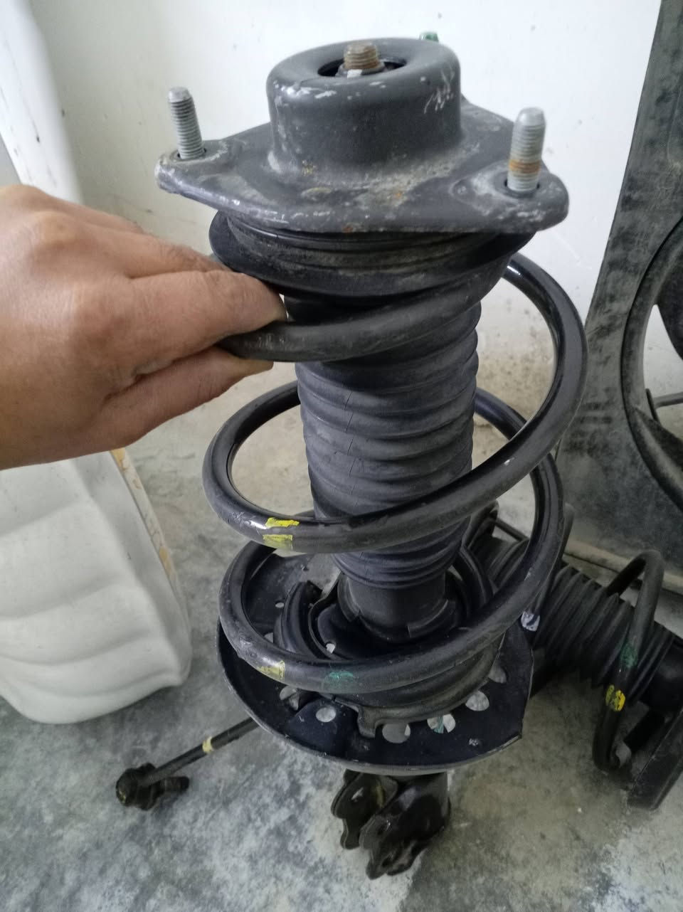 السلام عليكم لبيع زوج دبلات امامي مال حاويه الله شاهد مال سوناته مضلع ١٢ و
و بلى مال راس كرنك لبيع مكاني المحموديه ***********
