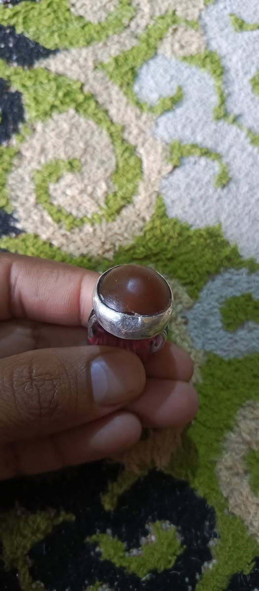 يماني مشكول وشرك قديم مراوس برضوي أو فيروزي  شعدك  تعال وتساب  *********** مكاني كربلاء المقدسة
