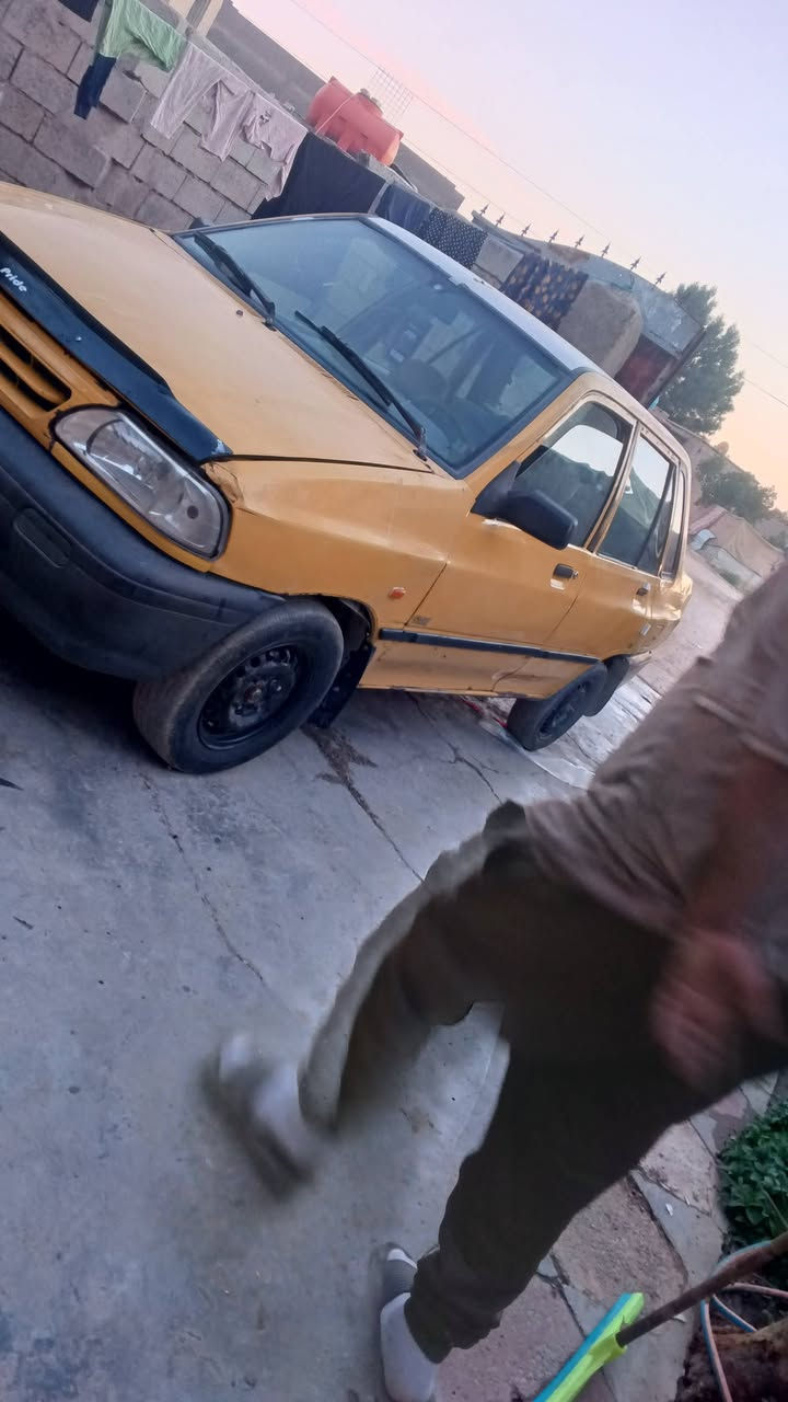 سلام عليكم ورحمه الله سايبه موديل 11 نفخ كير ومحرك مكفولات شواصي مكفولات رقم بغداد  الماني بدون تحويل اشتريتها منهم مضيعين رقم صاحبها السعر 12 ورقه وبي مجال حك الجيه بدون تحويل غفل 10ونص ولاحد ينطي سعر ابكيفه غفل 10ونص بدون تحويل بدون تحويل العنوان بغداد المدائن سلمان باك ***********
