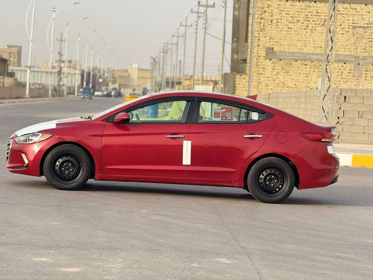 السلام عليكم رمضان كريم
هونداي النترا 2017 وارد أمريكي حادثها بنيد مبدل وصبغ الداير الخلفي الأيسر مواصفاتها شاشه كامره تحكمات بروجكتر رادار جانبي بصمه وبعد بيها مواصفات سياره جاهزه للأخير السعر 108 مكان السياره ناصريه ***********
