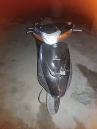 للبيع  رياضي ما مفتوحه كهربائيات ماتشتغل ورقه ضايعه تمشي عوزهه ترتيب 1...