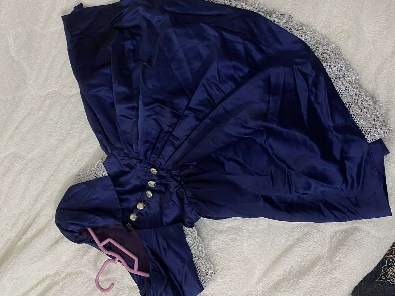 فستان ستن ق ٤ سنوات سعره ٨  شي ان


**إذا كنت صاحب هذا الإعلان وتريد حذفه لأي سبب، رجاءا أرسل رسالة إلى الدعم الفني**