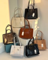 جنط نسائي • ٣٠×٣٨سم • درزن