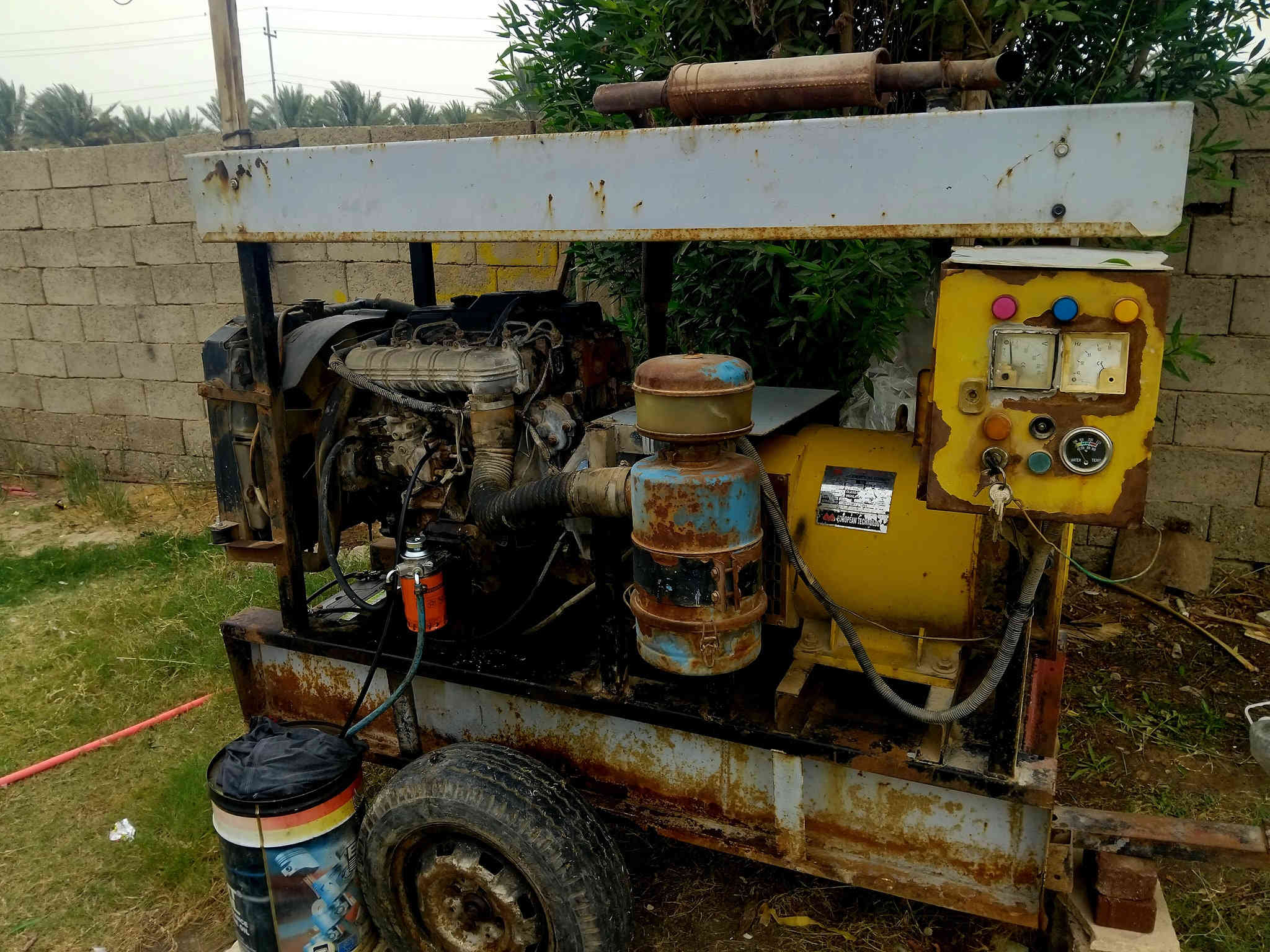 السلام عليكم مولد كيا جديد للبيع٢٧٠١ لا صرف ولابخار جاهزه راس توليد ٣٠كيفي ثري فيز العنوان واسط الاتصال على الرقم ***********او***********
