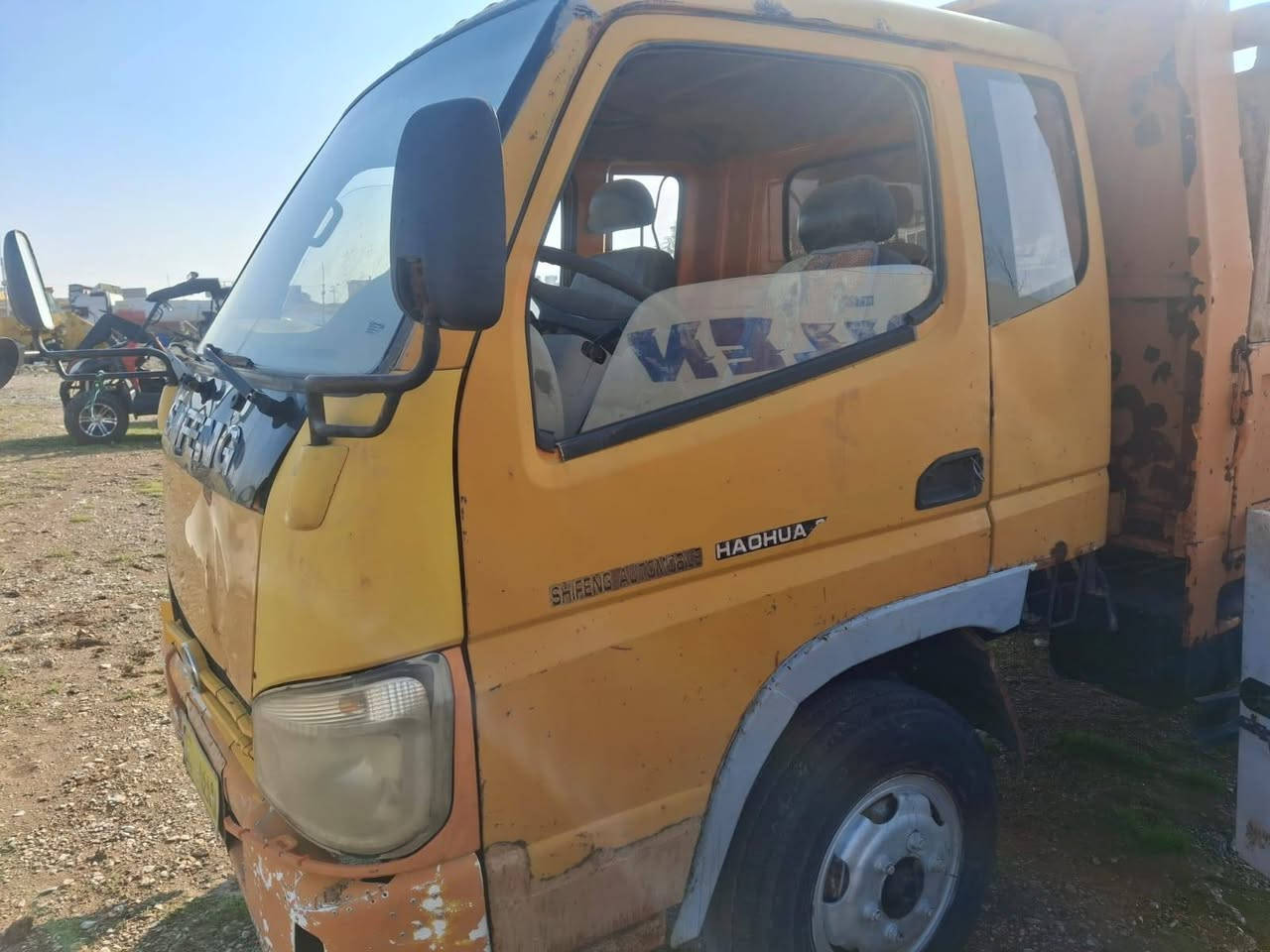 كه لابه ئه سوزه صيني رقم اصلي كيرو مه كينه و شاسي به شه رت به س وينجي بيوه نيه ٢٠١٠موديل سليمانيه
٤٠ ورقه
*********** السليمانية, العراق
