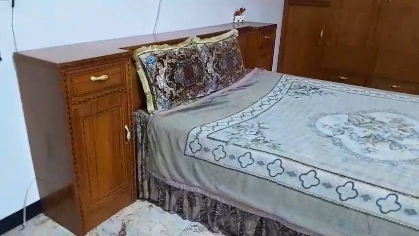 للبيع غرفه صاج سعر 400 عنوان فلوجه جغيفي الثاني رقم *********** للإستفسار
