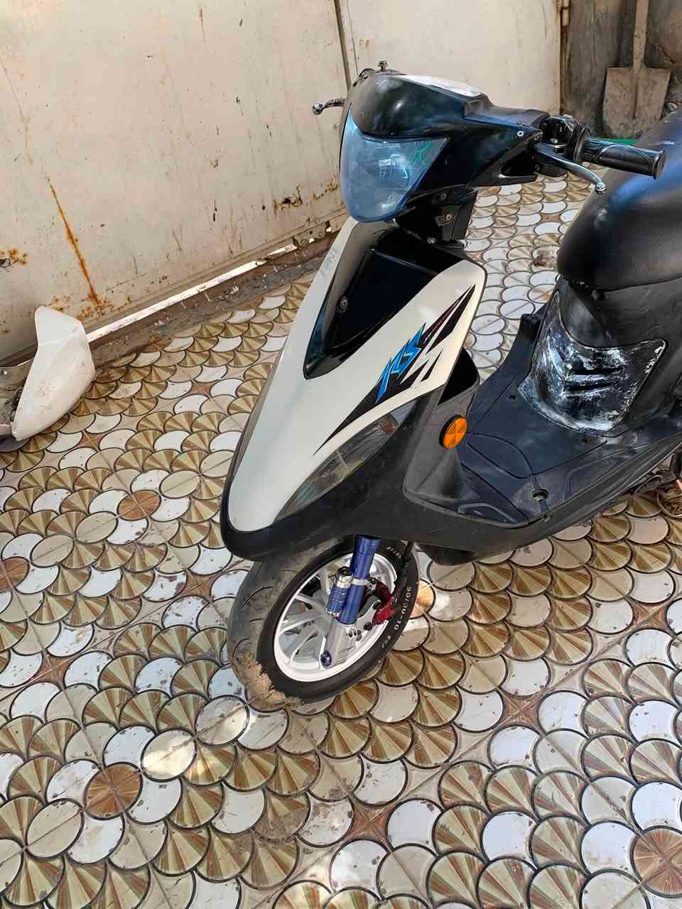 السلام عليكم دراجة ماكس عدله للبيع كلشي بيهه شغال بس تنقص دهن سعرهه 275بيهه مجال لتواصل ***********

